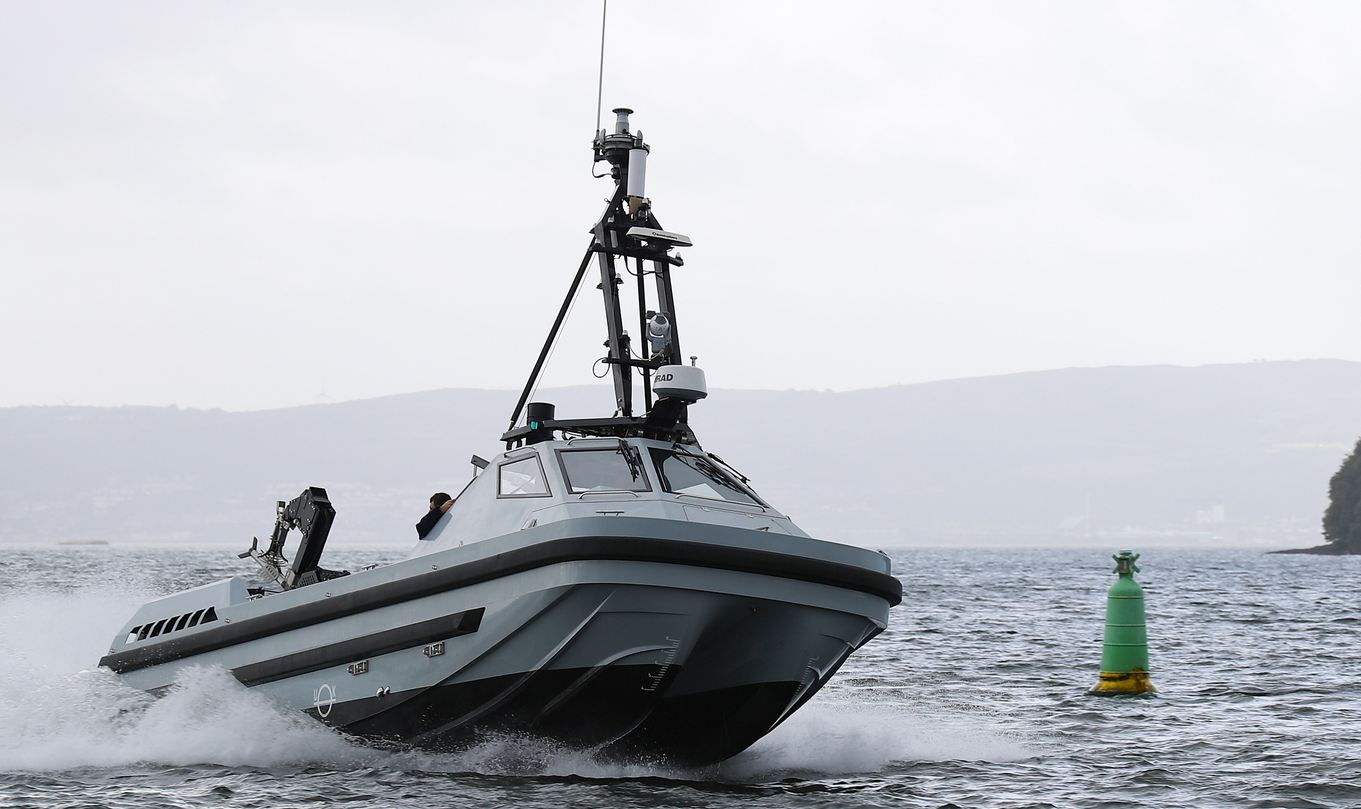 drone de surface de guerre des mines de la Marine nationale