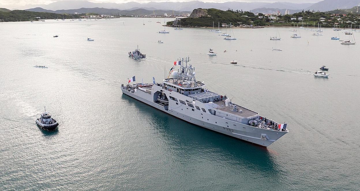 patrouilleur outre-mer Jean Tranape en mer